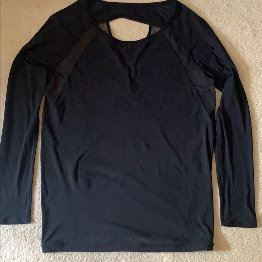 Lululemon Top w/ mesh back